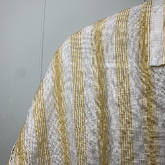 New cropped short sleeve button up - Picture 4 of 4